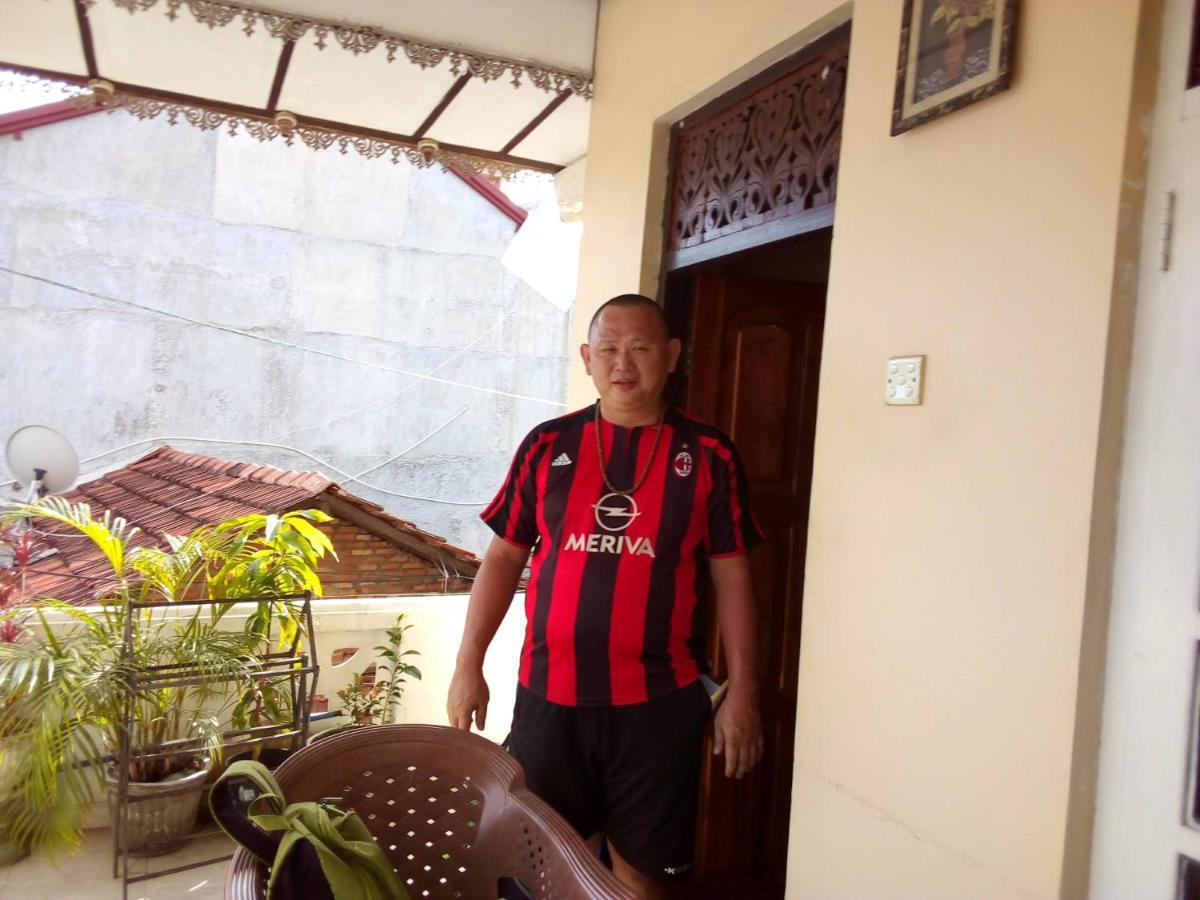 Randi Homestay Negombo Exteriör bild