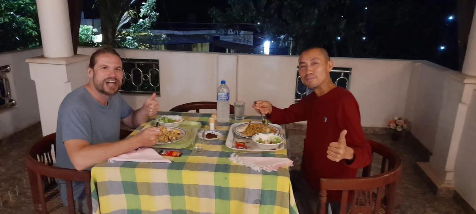 Randi Homestay Negombo Exteriör bild
